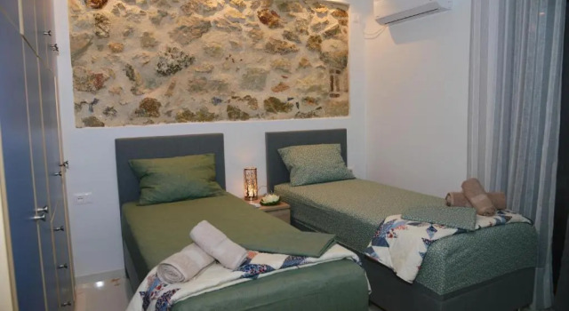 Neo Faliro train st. 2 bedrooms 4 pers. apartment