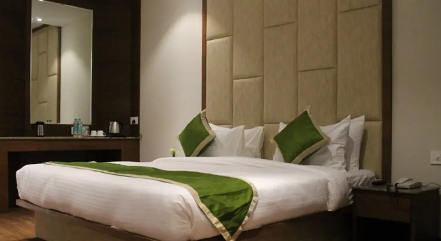 Hotel Vedic Inn, Забронировать Отель Агра штат Уттар-Прадеш