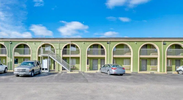 Четырёхместный номер Standard Sienna Inn Channelview, TX