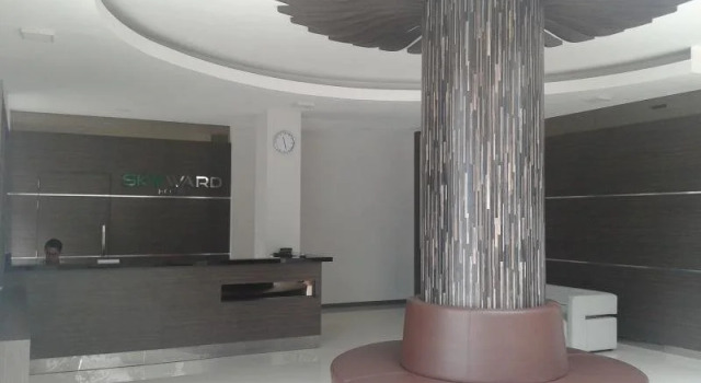 Skyward Hotel, Prenota Hotel Hotel a Sulawesi con parcheggio, Parcheggio
