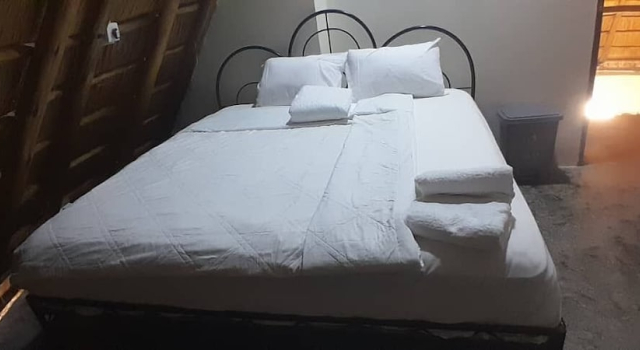 Двухместный номер Luxury c 1 комнатой White Cat Farm Hut Inn