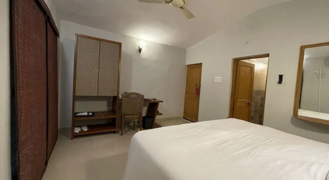 Renest Bandhavgarh Meadows, Забронировать Отель Отели штата Махараштры с бассейном, Бассейн