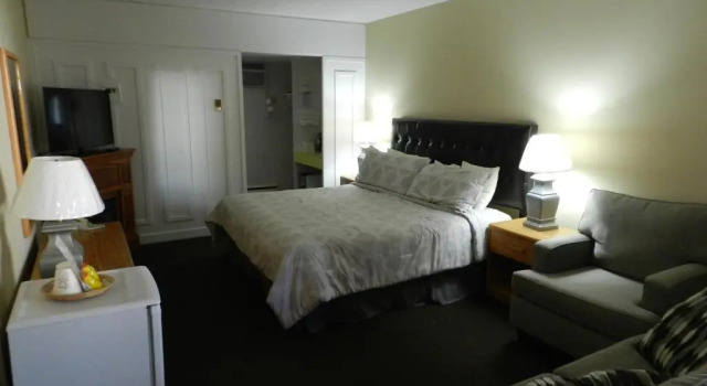 Номер Standard Kings Inn Near the Falls