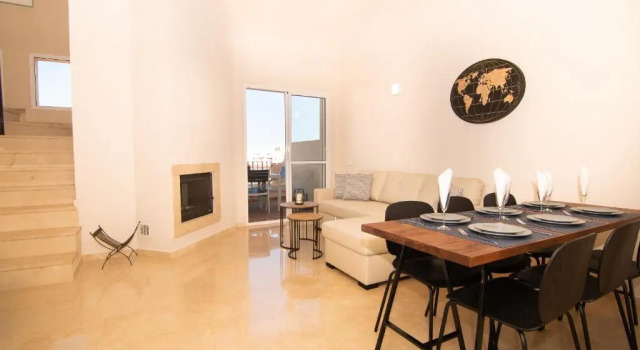2247-Duplex 3 Bedrooms with 2 Terraces