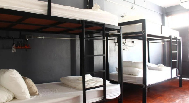 Human Sleep Hostel, Забронировать Хостел Бангкок провинция Бангкок, рядом с Фай Чай
