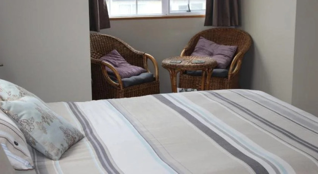 Royal Palms Papamoa Bed & Breakfast