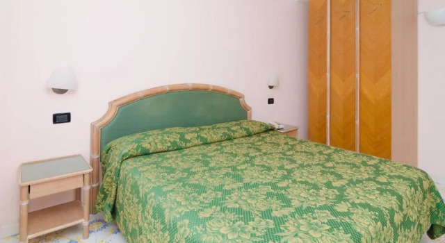 Четырёхместный номер Standard Hotel Terme Saint Raphael