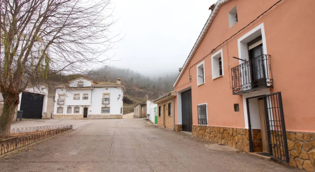 Cuencaloft Casa Rural El Hidalgo, Забронировать Отель Отели La Alcarria с парковкой, Парковка
