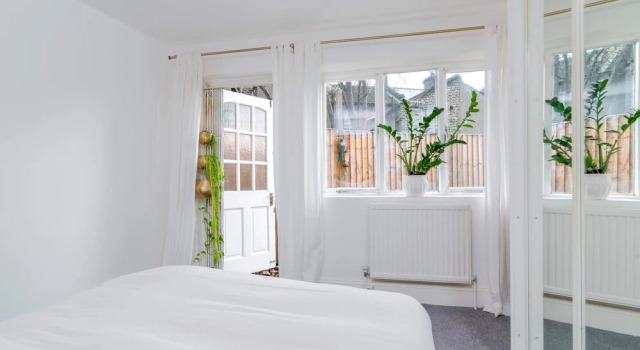 Bright Tranquil 1 Bed Flat in Peckham, Забронировать Отель Отели Англии 3 звезды, 3*