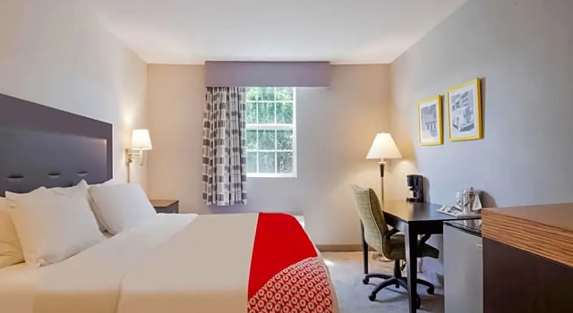 Двухместный люкс Days Inn by Wyndham Conneaut