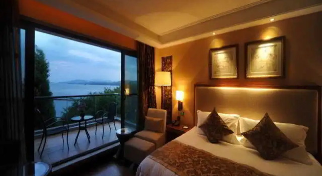 ZTG Resort Thousand-island Lake, Rezerwuj Ośrodek wypoczynkowy Hotele w Hangzhou z basenem, Basen
