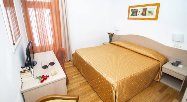 Двухместный номер Economy Hotel La Colonna