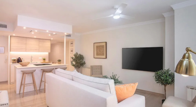 Bright 3bdroom Apartment in Granada Recogidas III, Забронировать Апартаменты/квартира Апартаменты Гранады, рядом с Музей монастыря La Concepcion, Апартаменты/квартира