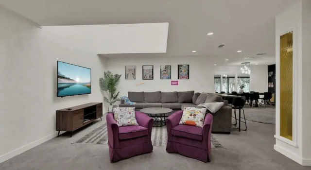 Коттедж Whitewater River House - Game Room, Firepit, Walking Distance to Whitewater Amphitheater!