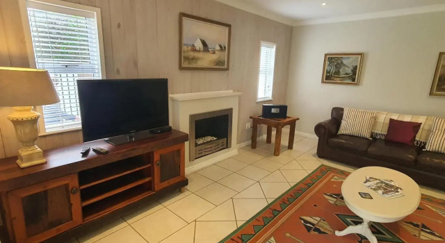 Knysna Self-catering Holiday Home, Забронировать Отель Отели Найсна 3 звезды, 3*