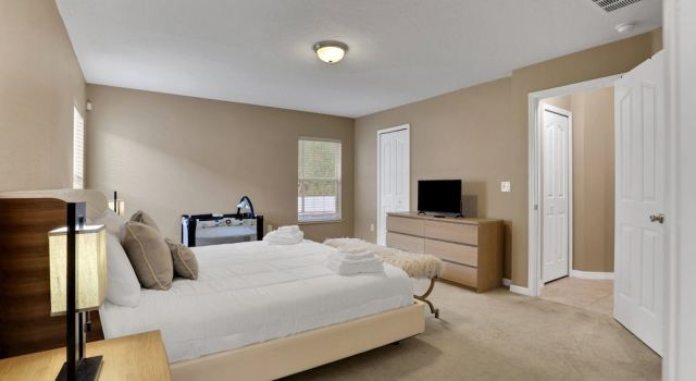 Grand Home With Private Screened Pool, Grill, Streaming, W/d, & AC, Rezerwuj Hotel Kissimmee Kissimmee