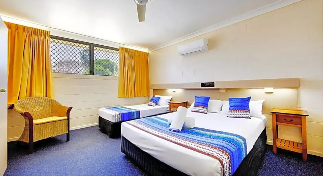 Номер Standard Raintree Motel