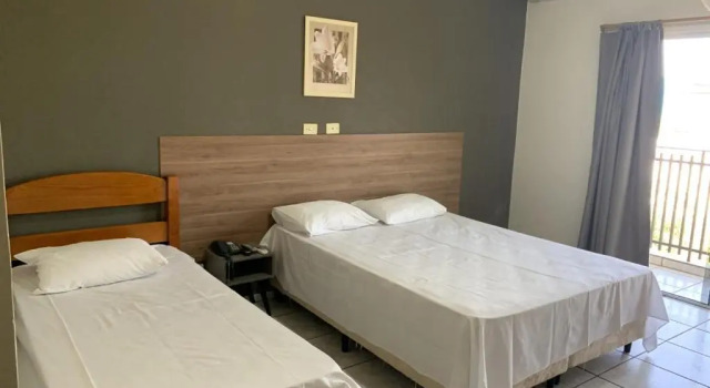 Трёхместный номер Deluxe Ouro Hotel