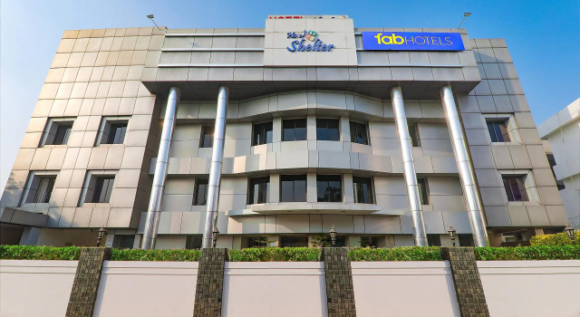 FabHotel Silver Grand By Shelter