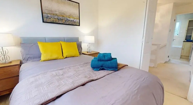 Parlaunt House - 3 Bedroom With Free Parking, Забронировать Отель Отели Бакингемшир с парковкой, Парковка