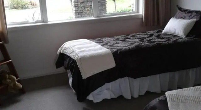 Fenworth Bed and Breakfast, Buchen Sie Gasthaus  
