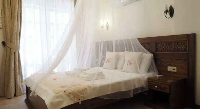 Семейный номер Standard с балконом Loca Hotel