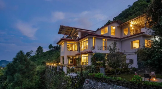 Shambhal House, Rezervovat Penzión se snídaní Nainital Uttarakhand