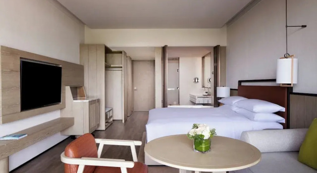Двухместный номер Deluxe с балконом Sanya Marriott Yalong Bay Resort & Spa