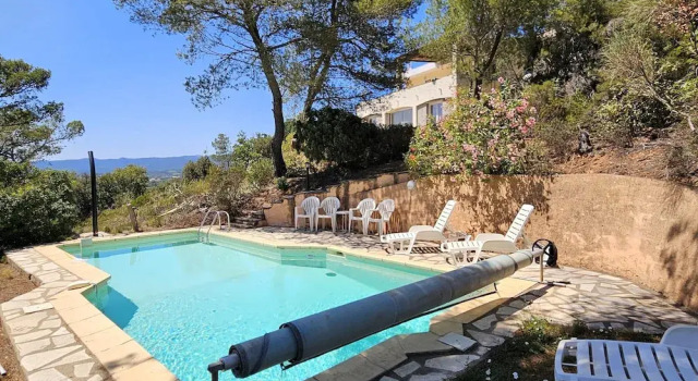 Inviting Holiday Home in Pierrerue
