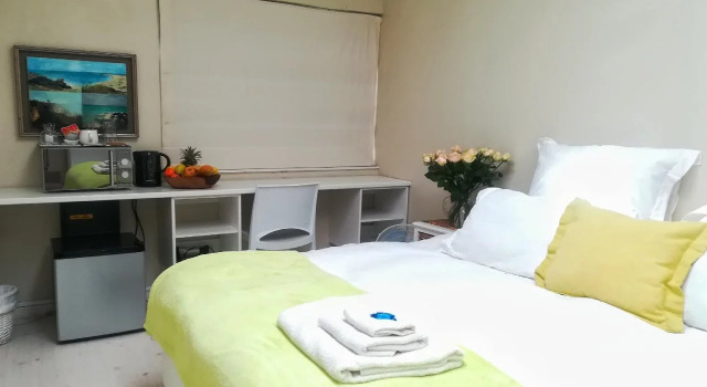 Jaquis Garden Guesthouse, Забронировать Отель Отели Кейптауна 3 звезды, рядом с Больница «Лайф Кингсбери», 3*