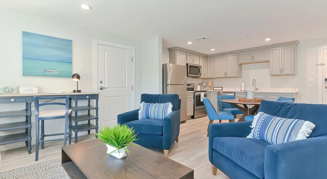 Номер Luxury Harbourtown Suites