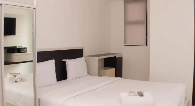 Cozy Living Studio At Urbantown Apartment Karawang, Book Apartment Karawang West Java