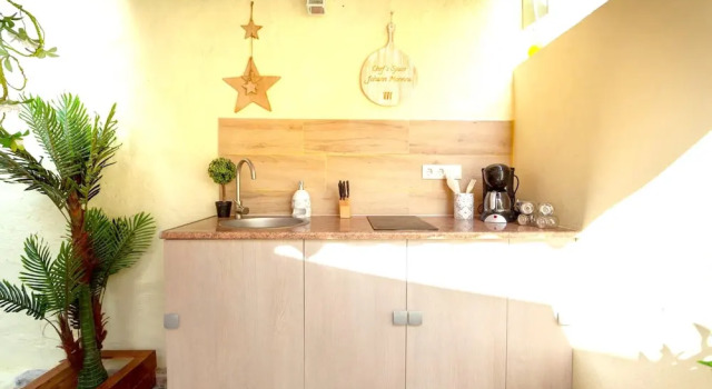 Apartment With one Bedroom in Porto, With Furnished Balcony and Wifi, Varaa Huoneisto Hotellit Porto pysäköinnillä, Pysäköinti
