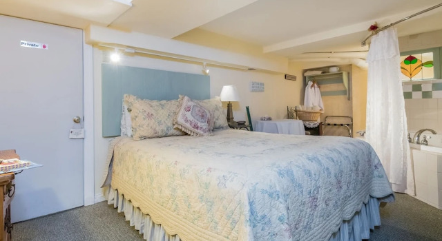 Двухместный полулюкс Kingsley House Bed & Breakfast - Full Home