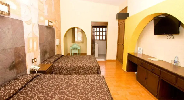 Двухместный номер Standard с видом на бассейн Hotel & Motel Hacienda Jiutepec
