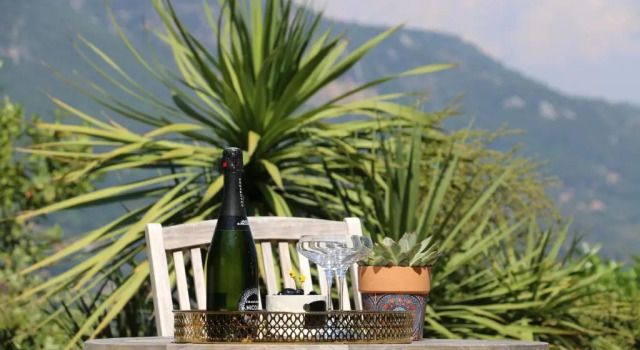 Полулюкс Loup Castel Boutique Hotel B&B