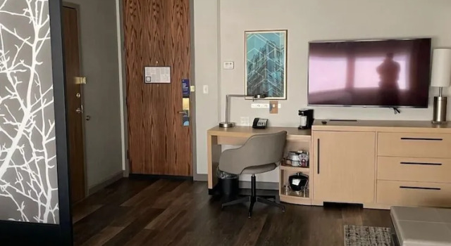 Номер с ванной для гостей с ограниченными возможностями Hyatt Place Tulsa/Downtown