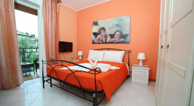B&B PONTEVECCHIO, Book Bed and Breakfast Hoteller i Brembate med parkering, Parkering