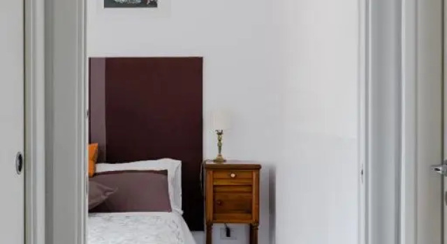 Minervas Place, Забронировать Отель Отели Рима с парковкой, рядом с Универмаг La Rinascente, Парковка