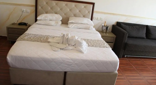 Люкс Deluxe Hotel Suites Bat Yam