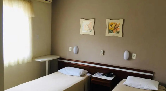 Двухместный номер Standard Hotel Cambirela