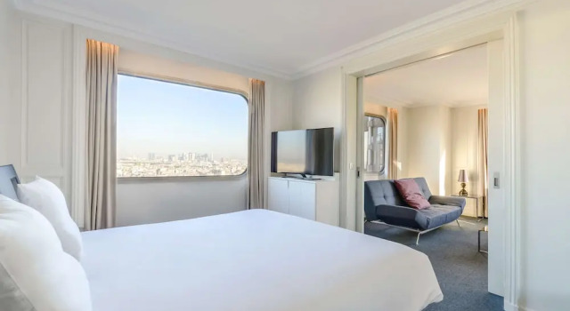 Двухместный люкс с видом на Париж Executive Отель Novotel Paris Centre Tour Eiffel