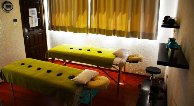 Villa Mitad del Mundo, Buchen Sie Hotel San Antonio Pichincha