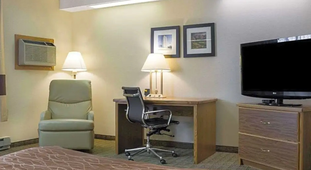 Двухместный люкс Business Quality Inn Bismarck I-94