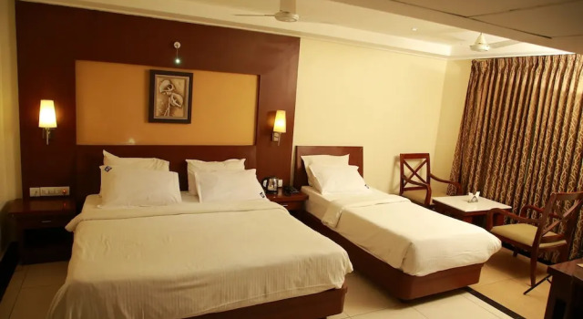 Трёхместный номер Comfort Hotel Shaans