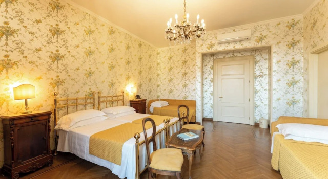 Четырёхместный номер Hotel Pendini