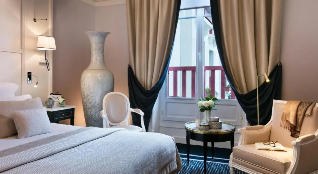 Двухместный номер Deluxe Hôtel Barrière LHermitage