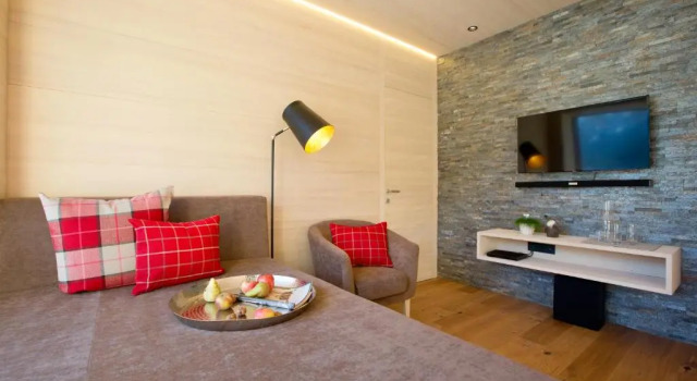 Апартаменты Deluxe с 3 комнатами n Apartments Hotel