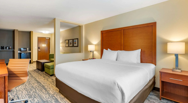 Двухместный люкс Comfort Inn & Suites West Des Moines