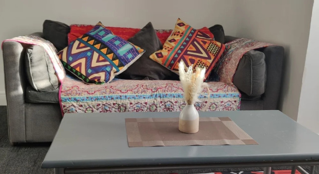 Апартаменты Charming 1-bed Loft Apartment in Romford